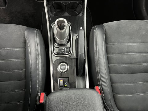 Mitsubishi Outlander 2.0 PHEV Business Edition Aut. *LEATHER-MICROFIBRE | NAVI-FULLMAP | CAMERA | KEYLESS | HEATED-SPORTSEATS | PRIVACY-GLASS | SHIFTPADDLES | ECC | PDC | CRUISE | TOWBAR | 16''ALU*