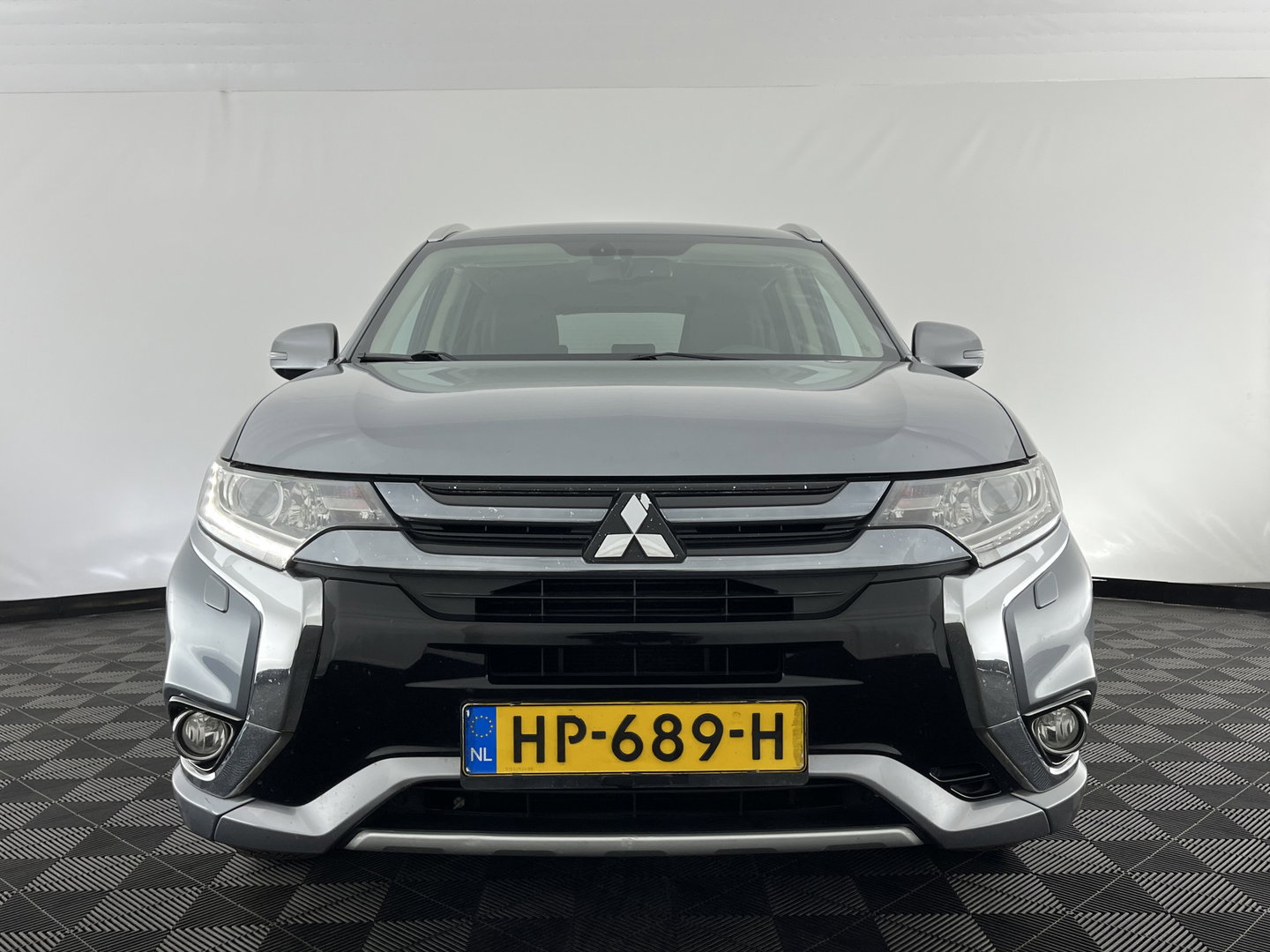 Mitsubishi Outlander 2.0 PHEV Business Edition Aut. *LEATHER-MICROFIBRE | NAVI-FULLMAP | CAMERA | KEYLESS | HEATED-SPORTSEATS | PRIVACY-GLASS | SHIFTPADDLES | ECC | PDC | CRUISE | TOWBAR | 16''ALU*