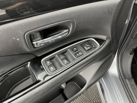 Mitsubishi Outlander 2.0 PHEV Business Edition Aut. *LEATHER-MICROFIBRE | NAVI-FULLMAP | CAMERA | KEYLESS | HEATED-SPORTSEATS | PRIVACY-GLASS | SHIFTPADDLES | ECC | PDC | CRUISE | TOWBAR | 16''ALU*