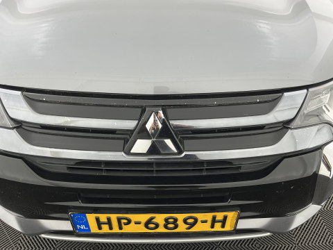 Mitsubishi Outlander 2.0 PHEV Business Edition Aut. *LEATHER-MICROFIBRE | NAVI-FULLMAP | CAMERA | KEYLESS | HEATED-SPORTSEATS | PRIVACY-GLASS | SHIFTPADDLES | ECC | PDC | CRUISE | TOWBAR | 16''ALU*