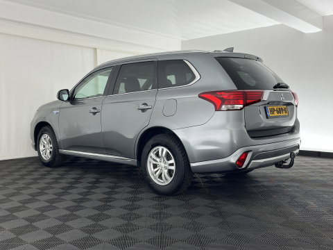 Mitsubishi Outlander 2.0 PHEV Business Edition Aut. *LEATHER-MICROFIBRE | NAVI-FULLMAP | CAMERA | KEYLESS | HEATED-SPORTSEATS | PRIVACY-GLASS | SHIFTPADDLES | ECC | PDC | CRUISE | TOWBAR | 16''ALU*