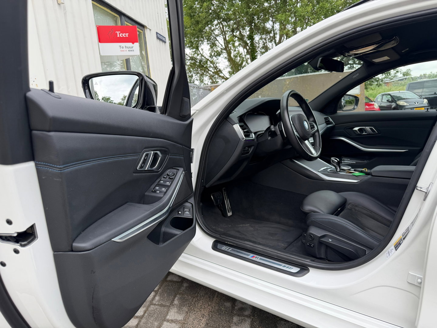 BMW 3 Serie Touring 320e xDrive M-Sport High Exe 205PK|ACC|Keyless|Carplay|Laser-Lights|Camera|