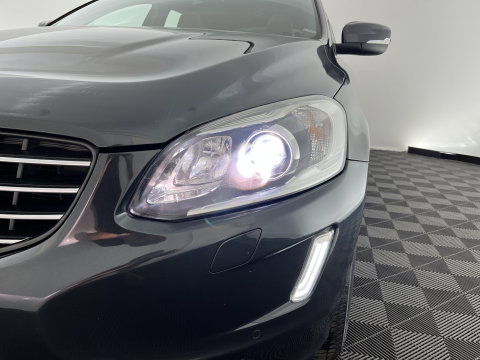 Volvo XC60 2.0 D4 FWD Summum Aut. *PANO | LEATHER | XENON | BLIS | MEMORY-PACK | CAMERA | SPORTSEATS | LANE-ASSIST |  ADAPTIVE-CRUISE | NAVI-FULLMAP | ECC | PDC | TOWBAR | 18''ALU *
