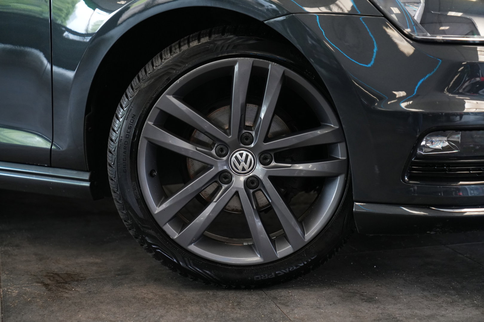 Volkswagen Golf 1.2 TSI R-line 18'lmv CruiseControl ClimateControl