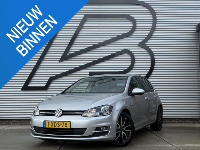 Volkswagen Golf - 1.6 TDI Highline BlueMotion 2e Eigenaar|Navi|Clima|Cruise|Trekhaak|PDC V+A|D-riem vv in 2023|N.A.P|APK tot 03-2027