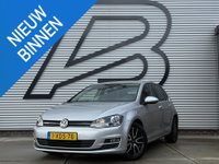 Volkswagen Golf - 1.6 TDI Highline BlueMotion 2e Eigenaar|Navi|Clima|Cruise|Trekhaak|PDC V+A|D-riem vv in 2023|N.A.P|APK tot 03-2027