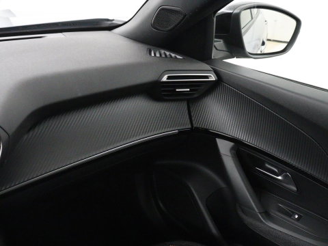 Peugeot 2008 1.2 Hybrid 136 Style | Automaat | Carplay | Climate control | Parkeerhulp | Full LED | Cruise control | Bluetooth