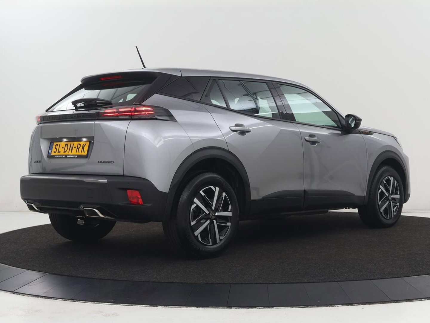 Peugeot 2008 1.2 Hybrid 136 Style | Automaat | Carplay | Climate control | Parkeerhulp | Full LED | Cruise control | Bluetooth