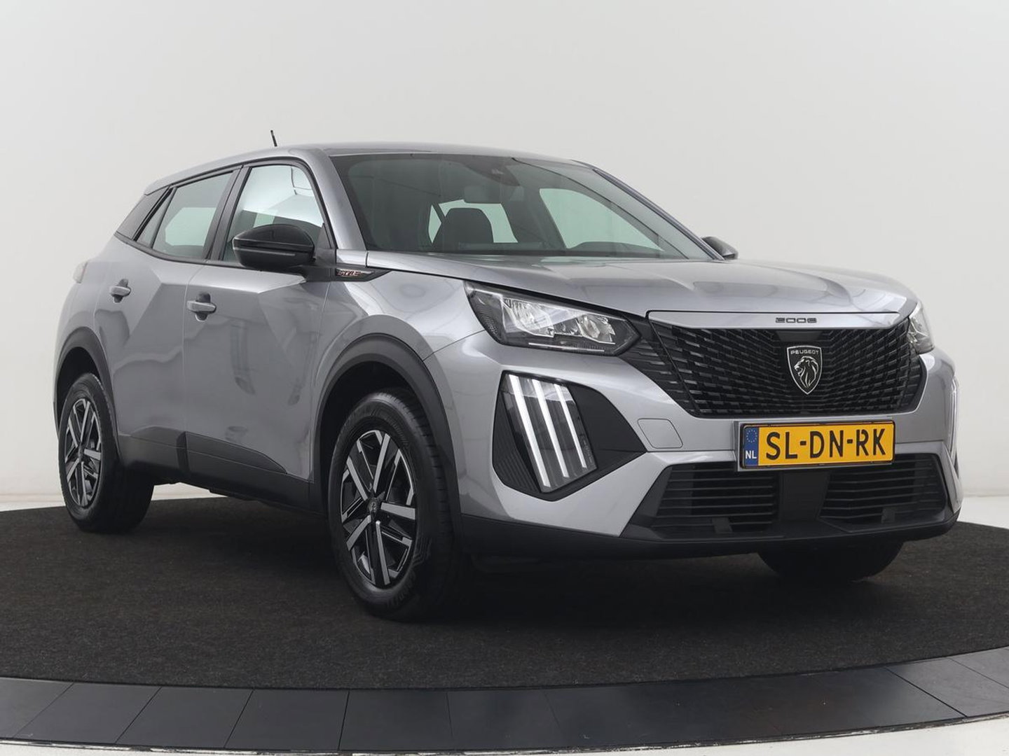 Peugeot 2008 1.2 Hybrid 136 Style | Automaat | Carplay | Climate control | Parkeerhulp | Full LED | Cruise control | Bluetooth