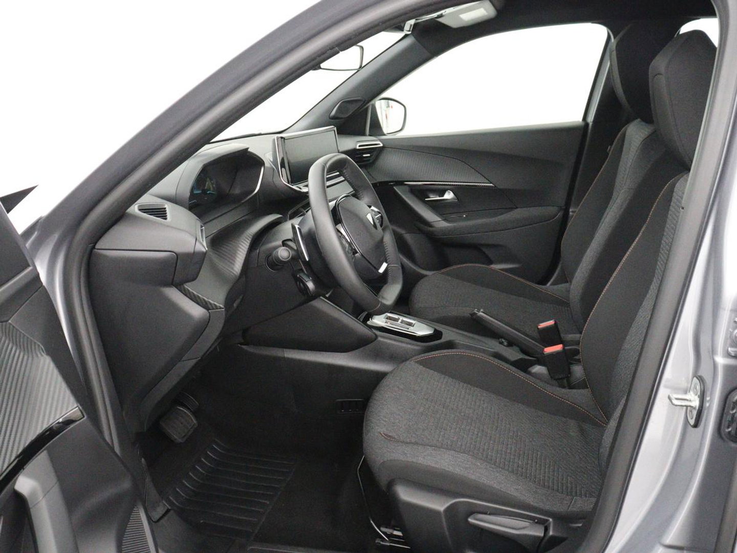 Peugeot 2008 1.2 Hybrid 136 Style | Automaat | Carplay | Climate control | Parkeerhulp | Full LED | Cruise control | Bluetooth
