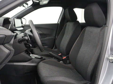 Peugeot 2008 1.2 Hybrid 136 Style | Automaat | Carplay | Climate control | Parkeerhulp | Full LED | Cruise control | Bluetooth