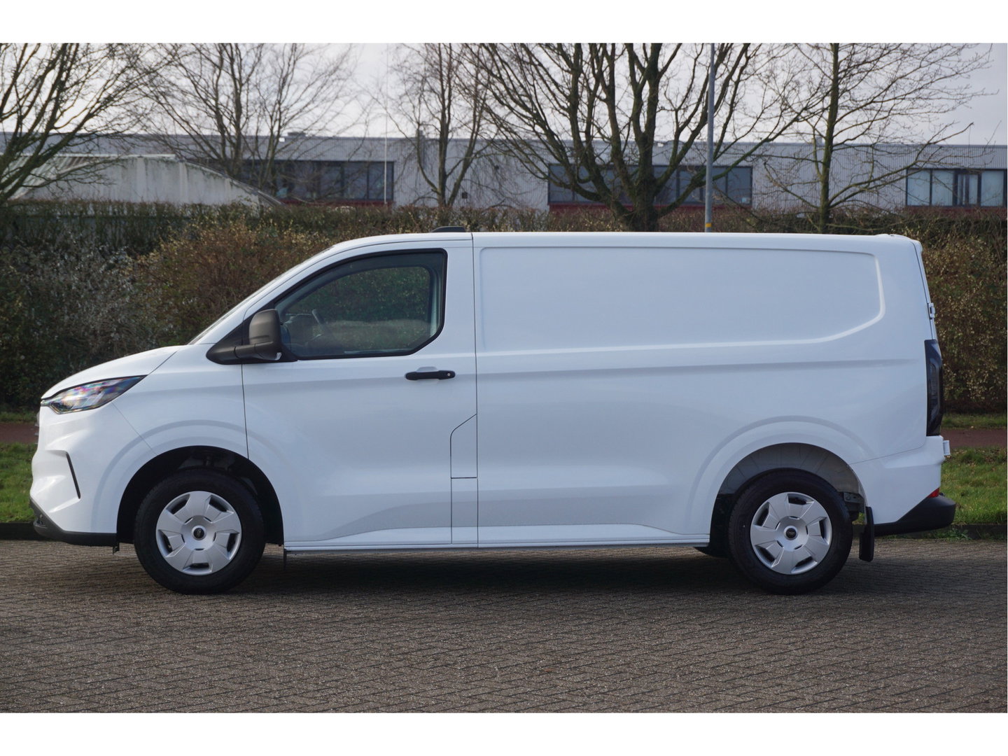 Ford Transit Custom 280S 136PK Trend BPM VRIJ!! 13" Scherm Apple CP / Android A. Cam, Trekhaak!! NR. J304*