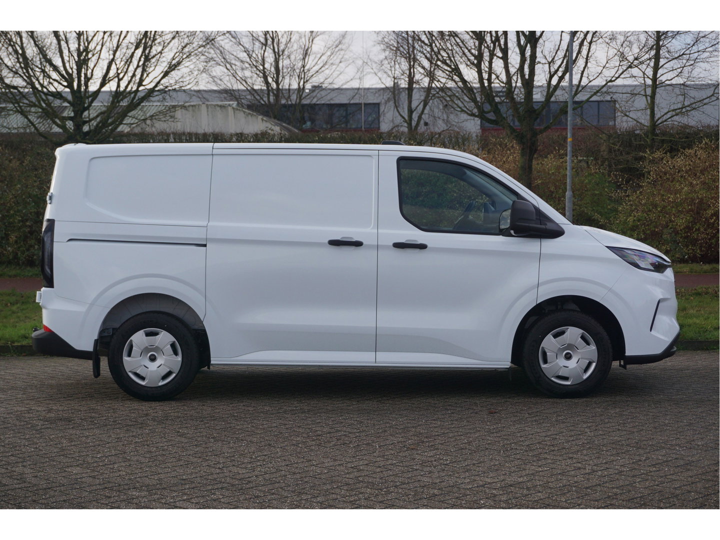 Ford Transit Custom 280S 136PK Trend BPM VRIJ!! 13" Scherm Apple CP / Android A. Cam, Trekhaak!! NR. J304*