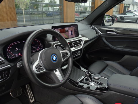 BMW X3 30e 292PK X-drive M-Sport / Laser / 360° / Individual / Trekhaak