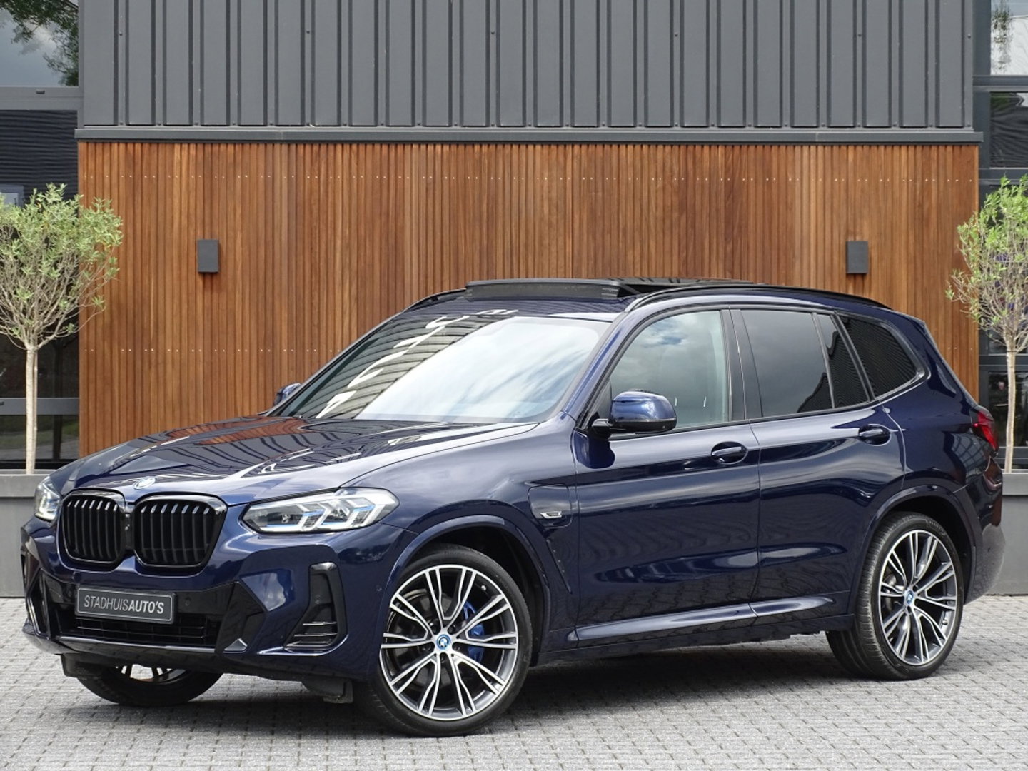 BMW X3 30e 292PK X-drive M-Sport / Laser / 360° / Individual / Trekhaak
