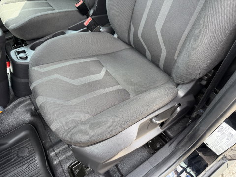 Ford Transit Connect 1.5 TDCI L2 automaat Trend HP / euro 6 / bpm vrij / vaste prijs rijklaar € 10.950 ex btw / lease vanaf € 185 / trekhaak / camera / navigatie / airco / cruise / ingerichte laadruimte