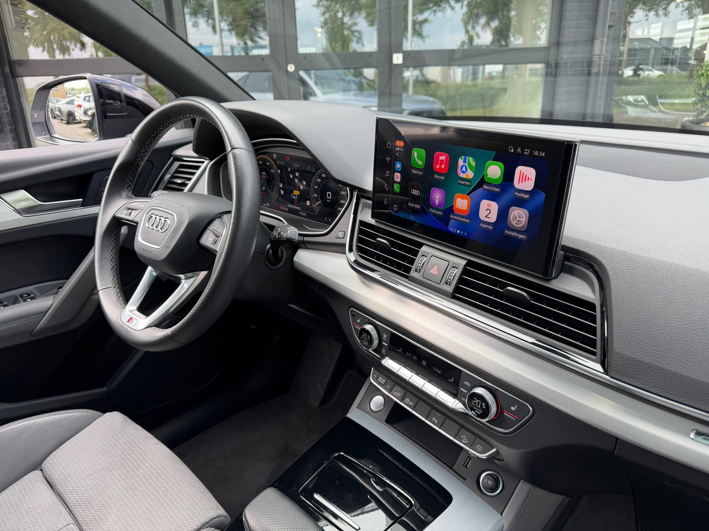 Audi Q5 Sportback 55 TFSI e S-line 367PK|Pano|Massage|Keyless|Luchtvering|Memory|Carplay|Matrix