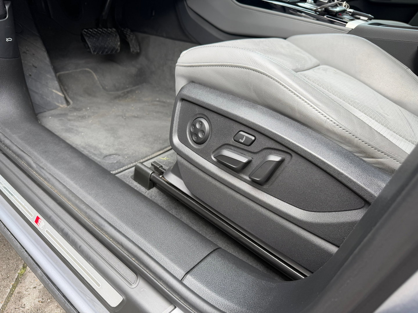 Audi Q5 Sportback 55 TFSI e S-line 367PK|Pano|Massage|Keyless|Luchtvering|Memory|Carplay|Matrix