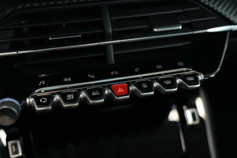 Peugeot 208 1.2 PureTech Allure Panoramadak Navigatie Full-led 24 Maanden garantie* (Vraag naar de voorwaarden)