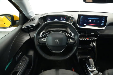 Peugeot 208 1.2 PureTech Allure Panoramadak Navigatie Full-led 24 Maanden garantie* (Vraag naar de voorwaarden)