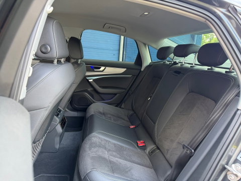 Audi A6 Limousine 55 TFSI e quattro S-line Pano|367PK|ACC|Carplay|Martix