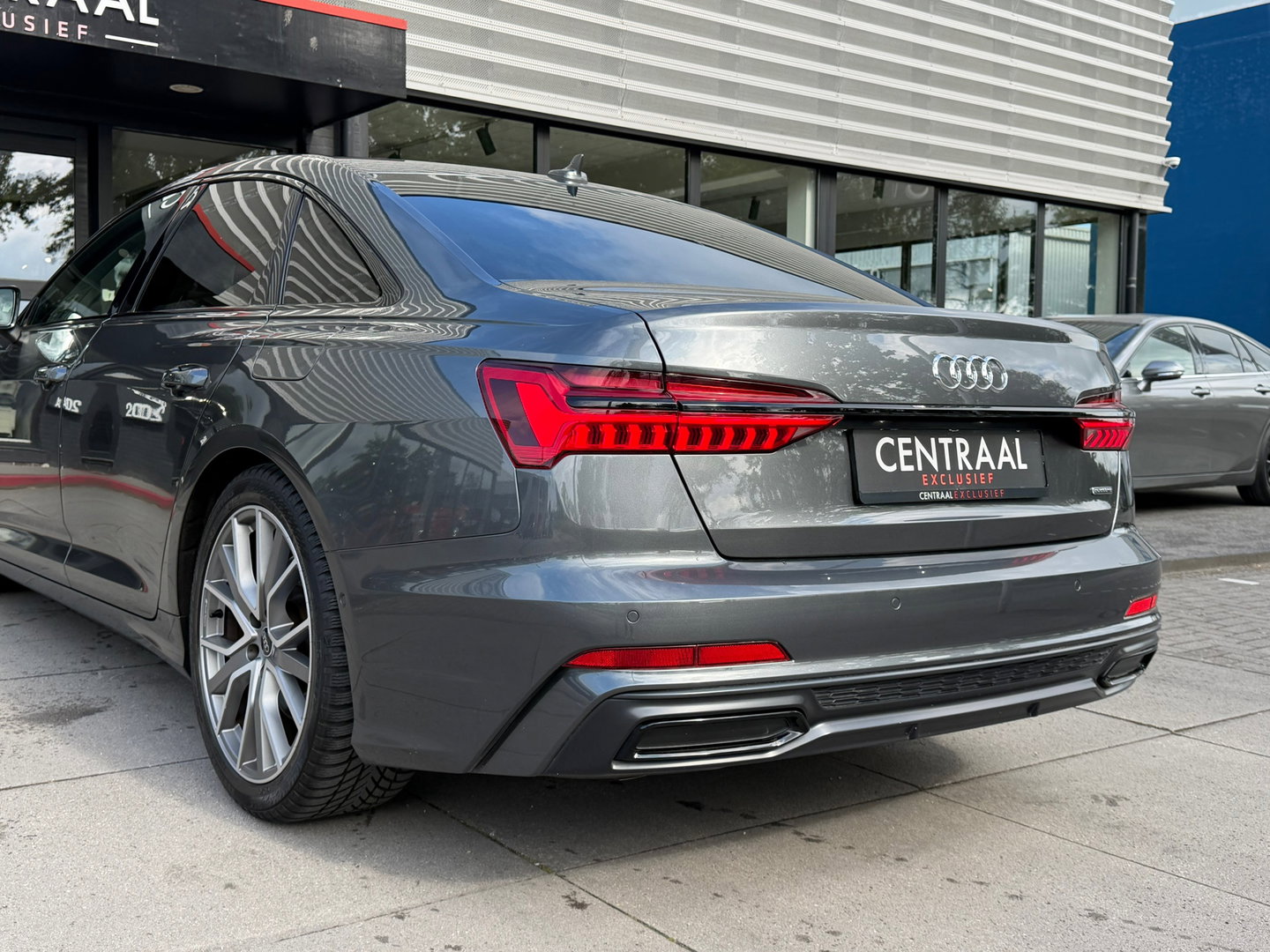 Audi A6 Limousine 55 TFSI e quattro S-line Pano|367PK|ACC|Carplay|Martix