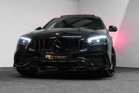 Mercedes-Benz C-Klasse 300 e AMG Line / C63s AMG Diffuser / Brabus look Grille / Panoramadak / Elektr. verstelbare voorstoelen + memory / Digital Light (Laser) / Ambienteverlichting / Stoelverwarming / Apple Carplay - Android Auto / Achteruitrijcamera / Dodehoek detectie / 20''