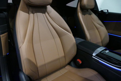 Mercedes-Benz CLE Coupé 300 e AMG Line / Maxton Design Bodykit V.2 / Panoramadak / Elektr. verstelbare voorstoelen + memory / Burmester Surround Sound / Digital Light / Trekhaak (zwenkbaar) / Rondomzichtcamera / Ambienteverlichting / Apple Carplay - Android Auto / Stuurwie