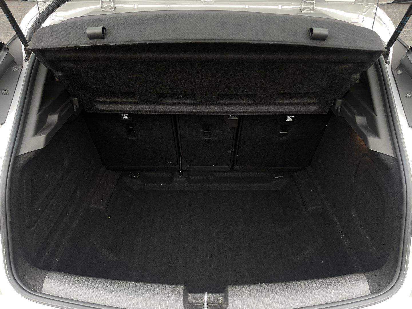 Opel Astra 1.6 CDTI Business | Airconditioning | Cruise Control | Radio | Multifunctioneel Stuurwiel | Isofix | Stop&Go |