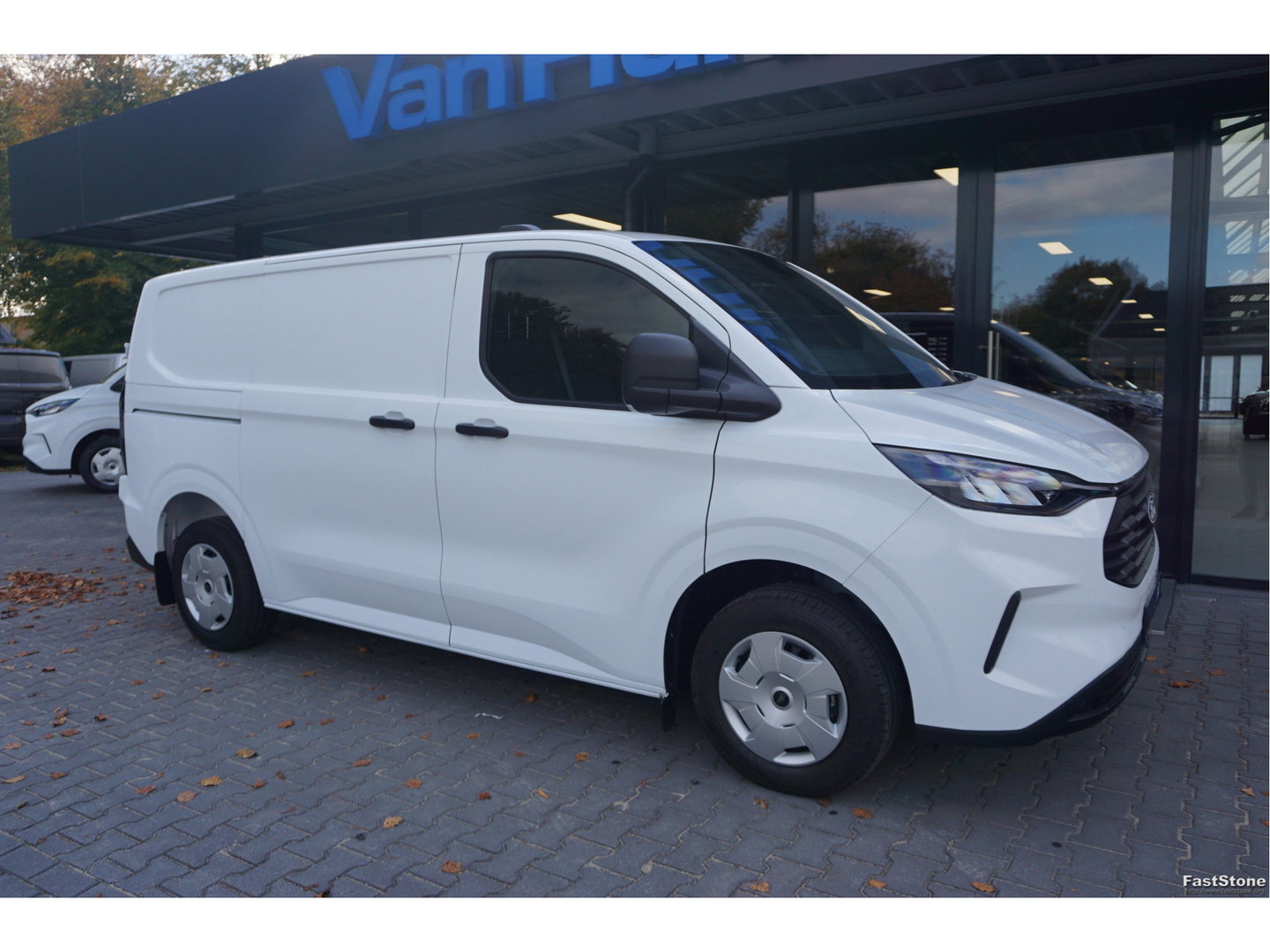 Ford Transit Custom 300S 130PK Trend BPM VRIJ 13" Scherm Apple CP / Android A. Camera, LED!! NR. J331*