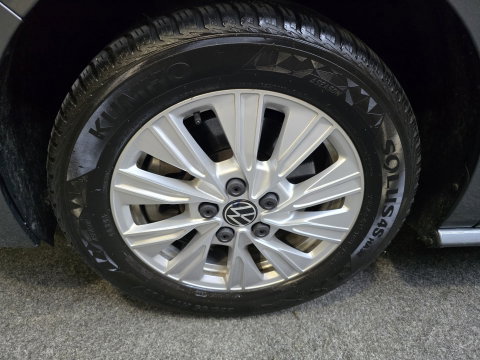 Volkswagen Multivan 1.4 eHybrid L2H1 Style 7P Trekh. 218 PK DSG Pano LEd Carplay Clima Cruise 17"LM 97.4% SOH
