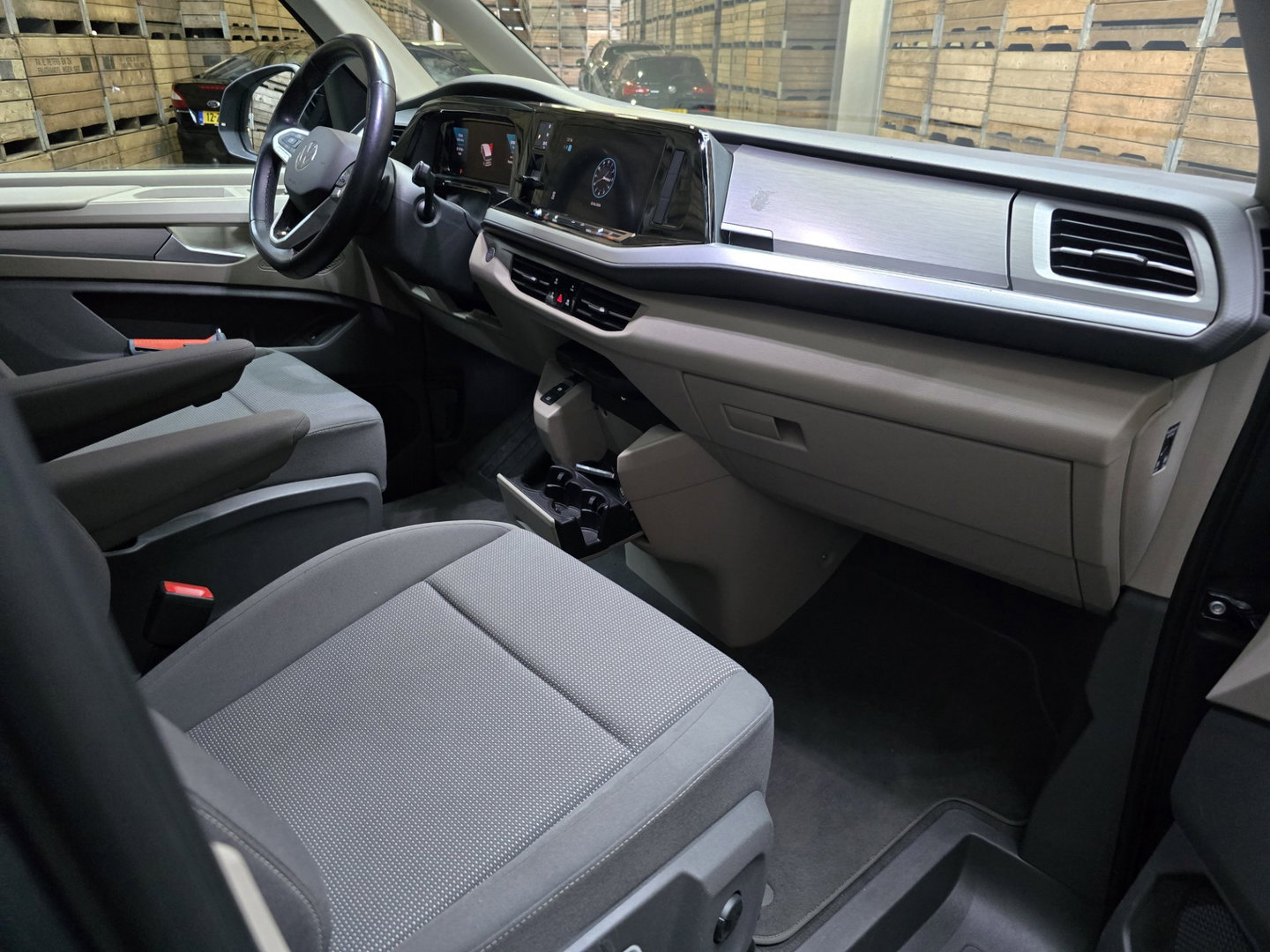 Volkswagen Multivan 1.4 eHybrid L2H1 Style 7P Trekh. 218 PK DSG Pano LEd Carplay Clima Cruise 17"LM 97.4% SOH