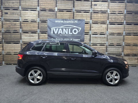 Škoda Karoq 1.0 TSI Ambition Business Navi Carplay trekhaak 17"LM