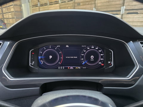Volkswagen Tiguan 1.5 TSI ACT Highline Business R LED Navi Camera Cruise Clima LM