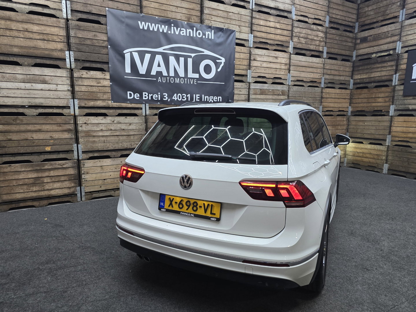 Volkswagen Tiguan 1.5 TSI ACT Highline Business R LED Navi Camera Cruise Clima LM