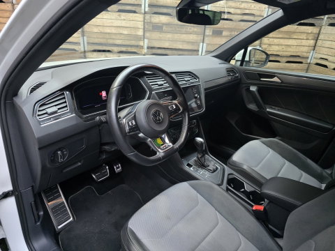 Volkswagen Tiguan 1.5 TSI ACT Highline Business R LED Navi Camera Cruise Clima LM