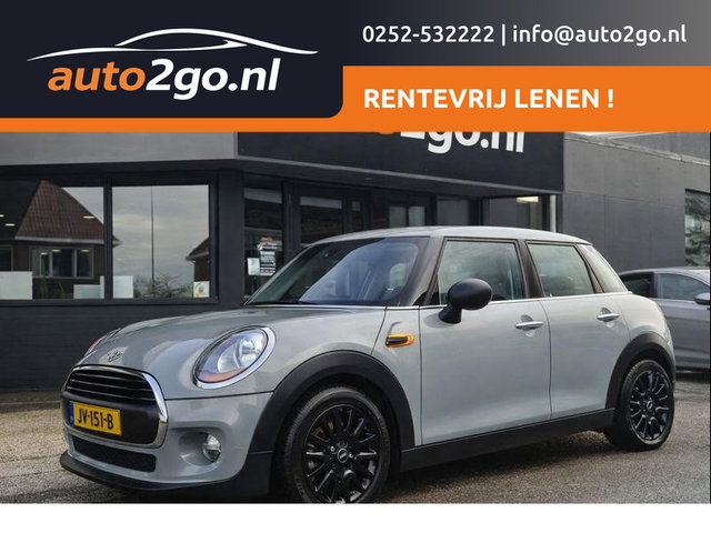 MINI 5-Deurs - Mini 1.5D 4Drs BUSINESS EDITION SPORTLEDER NAVI PARKPILOT DIGI-DASH APPLE-CARPLAY LED LMV PDC