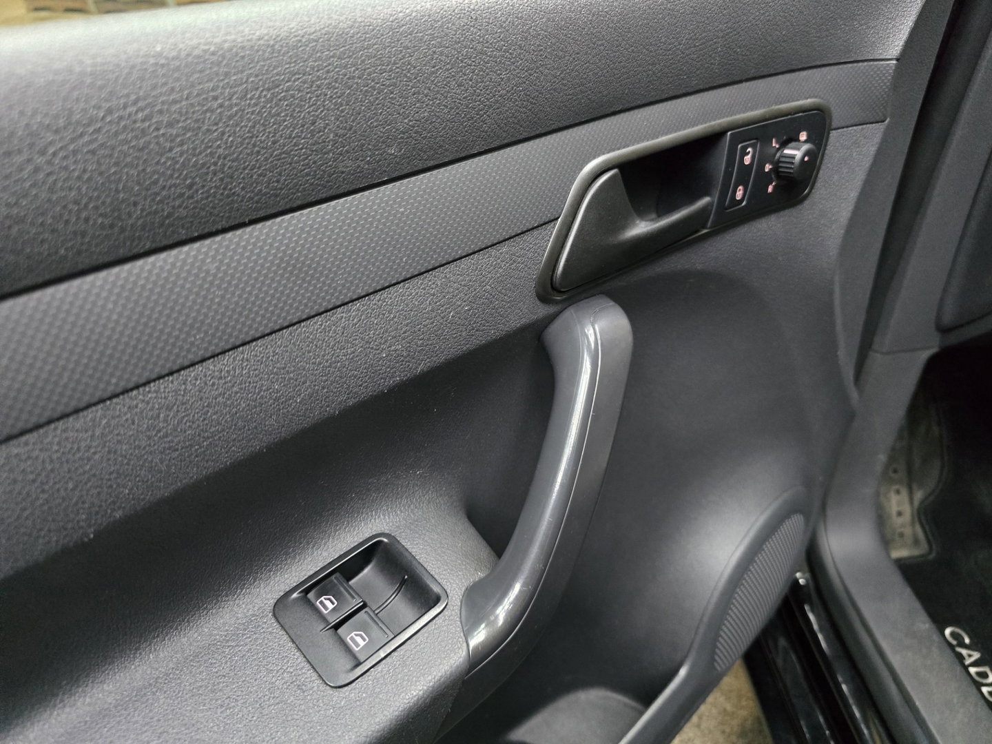 Volkswagen Caddy 1.6 TDI Maxi Navigatie Airconditioning cruise LM