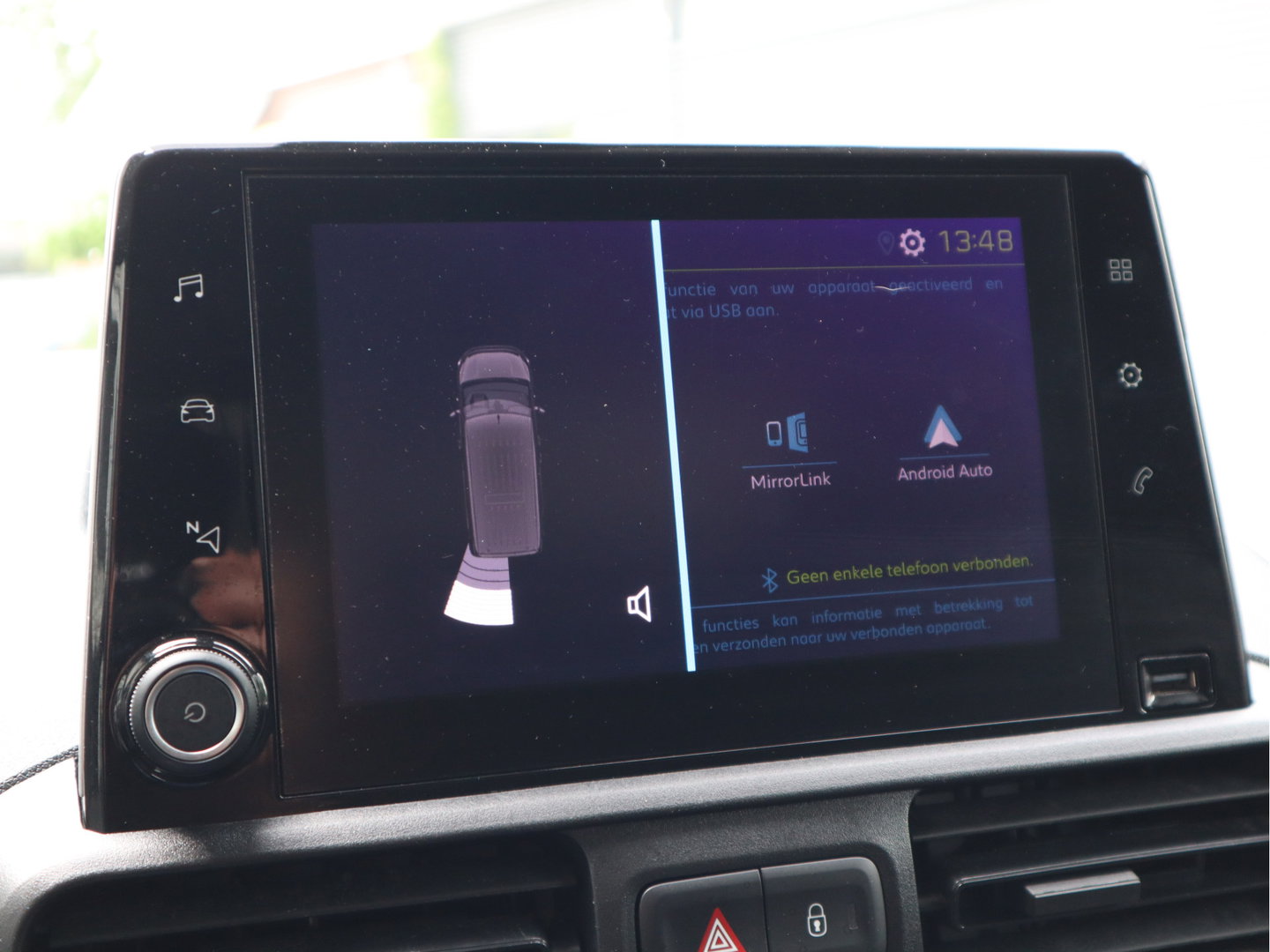 Peugeot e-Partner 50 kWh Lang L2 - Apple Carplay - Snelladen - Camera - 1e Eigenaar