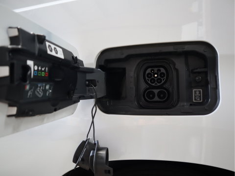 Peugeot e-Partner 50 kWh Lang L2 - Apple Carplay - Snelladen - Camera - 1e Eigenaar
