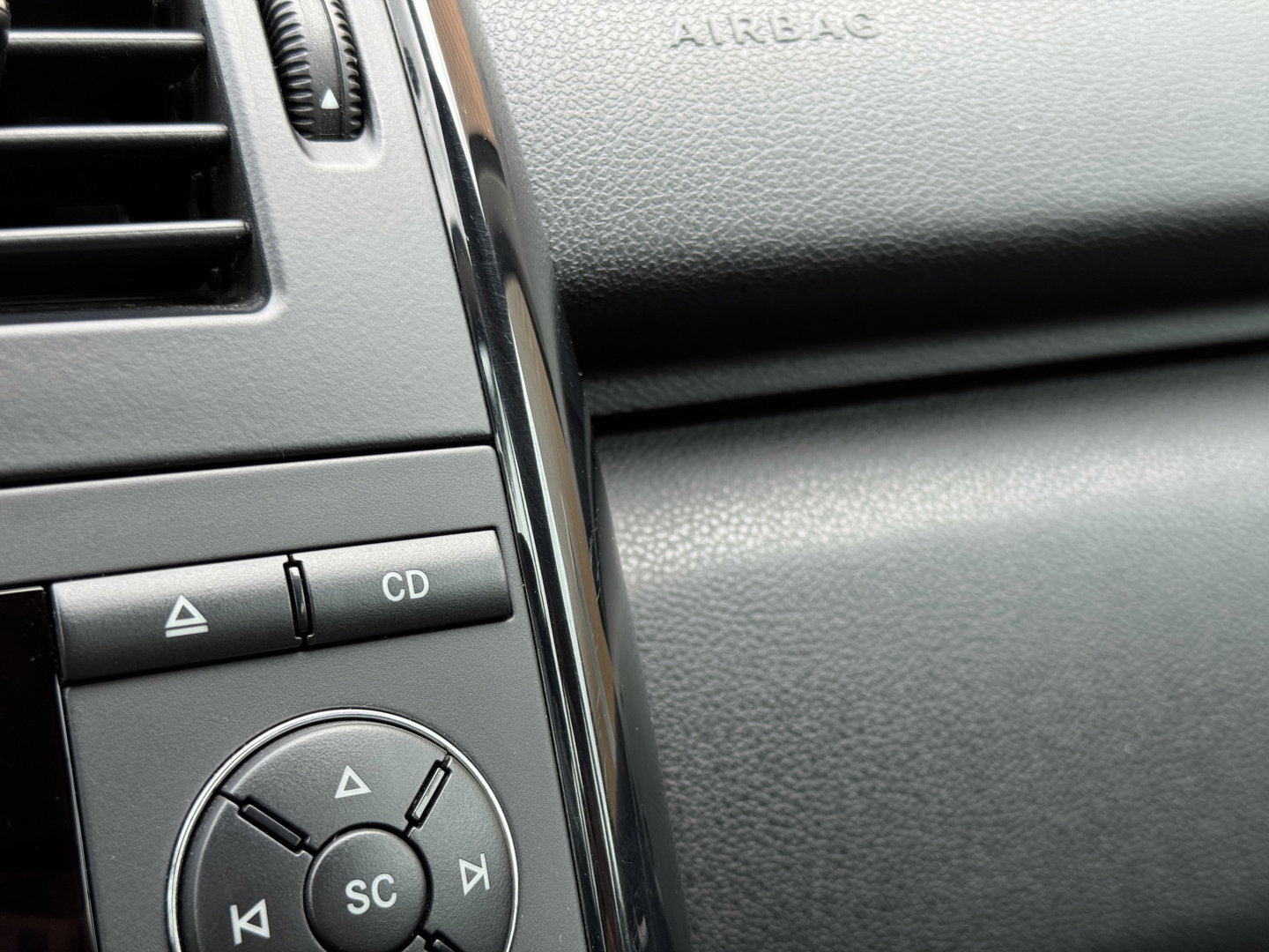 Mercedes-Benz A-Klasse 150 Classic | Origineel Nederlands | 2e Eigenaar | Stuurbekrachtiging | Centrale Deurvergrendeling | Elektrisch Verstelbare Spiegels | Radio |