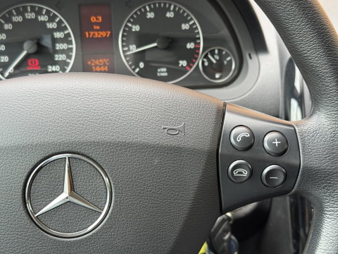 Mercedes-Benz A-Klasse 150 Classic | Origineel Nederlands | 2e Eigenaar | Stuurbekrachtiging | Centrale Deurvergrendeling | Elektrisch Verstelbare Spiegels | Radio |
