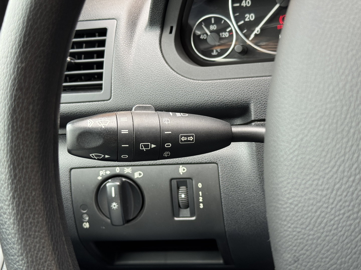 Mercedes-Benz A-Klasse 150 Classic | Origineel Nederlands | 2e Eigenaar | Stuurbekrachtiging | Centrale Deurvergrendeling | Elektrisch Verstelbare Spiegels | Radio |
