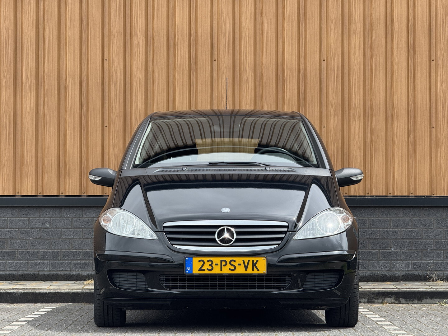 Mercedes-Benz A-Klasse 150 Classic | Origineel Nederlands | 2e Eigenaar | Stuurbekrachtiging | Centrale Deurvergrendeling | Elektrisch Verstelbare Spiegels | Radio |