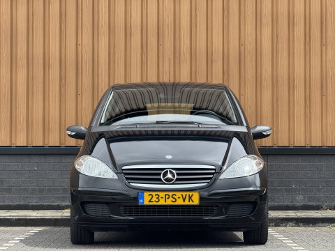 Mercedes-Benz A-Klasse 150 Classic | Origineel Nederlands | 2e Eigenaar | Stuurbekrachtiging | Centrale Deurvergrendeling | Elektrisch Verstelbare Spiegels | Radio |