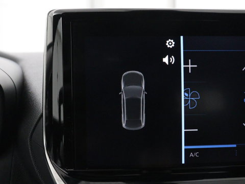 Peugeot 2008 1.2 Hybrid 136 Style | Automaat | Carplay | Climate control | Parkeerhulp | Full LED | Cruise control | Bluetooth