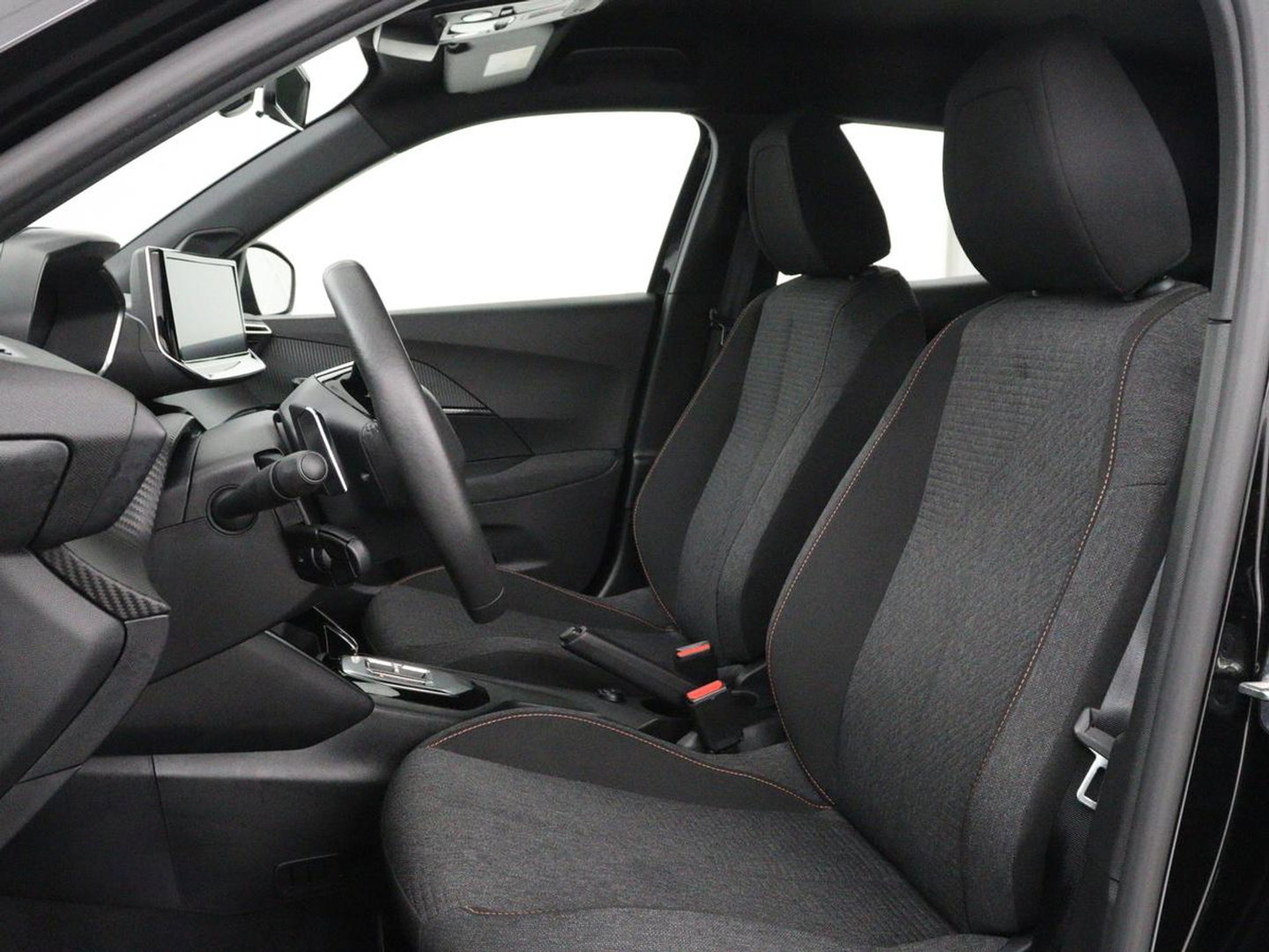 Peugeot 2008 1.2 Hybrid 136 Style | Automaat | Carplay | Climate control | Parkeerhulp | Full LED | Cruise control | Bluetooth
