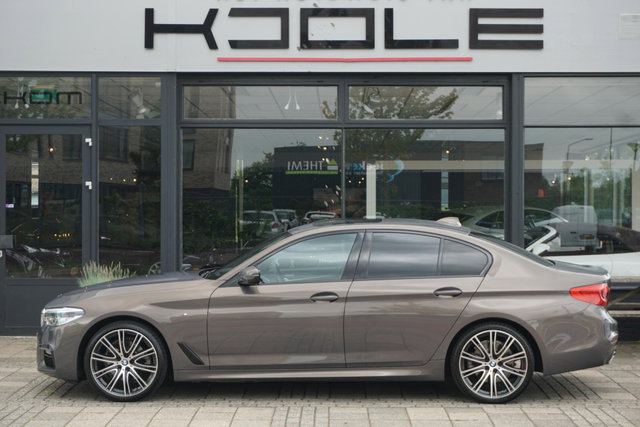 BMW 5 Serie - 520i High Executive Edition | H&K | Dak | ACC