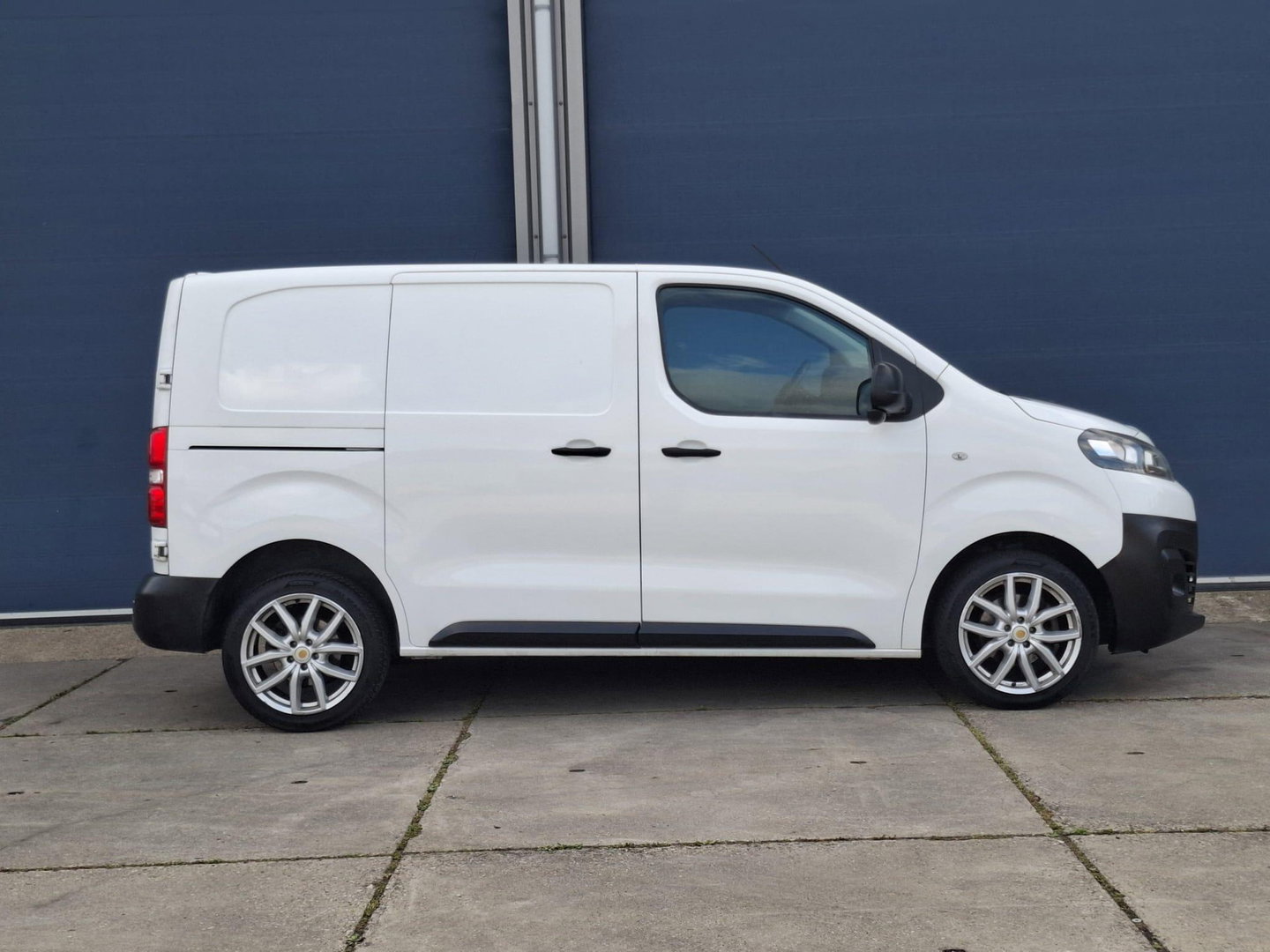 Citroën Jumpy 1.6 BlueHDI 95 Club XS AIRCO / CRUISE CONTROLE / EURO 6 / DUBBELE SCHUIFDEUR
