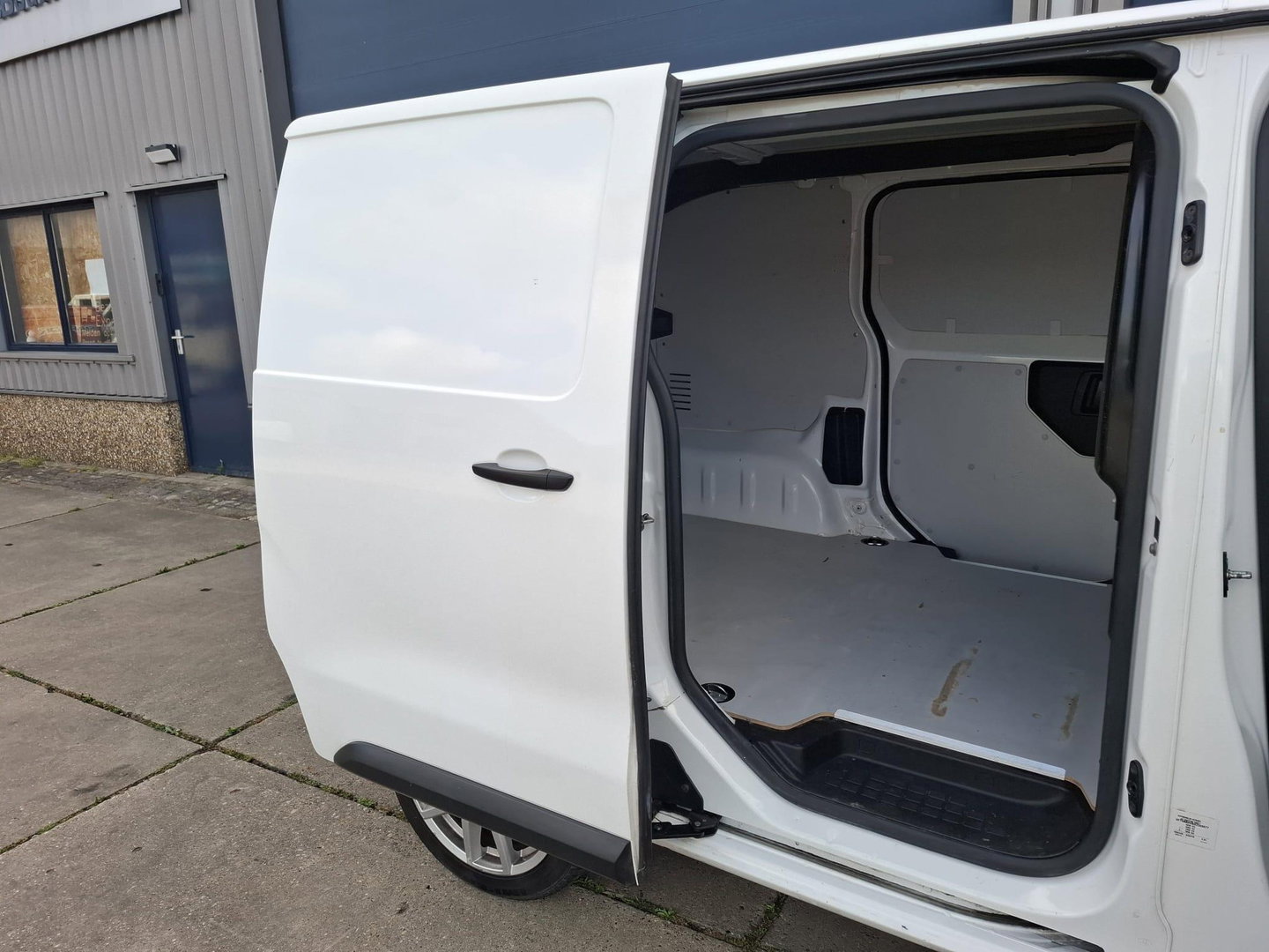Citroën Jumpy 1.6 BlueHDI 95 Club XS AIRCO / CRUISE CONTROLE / EURO 6 / DUBBELE SCHUIFDEUR